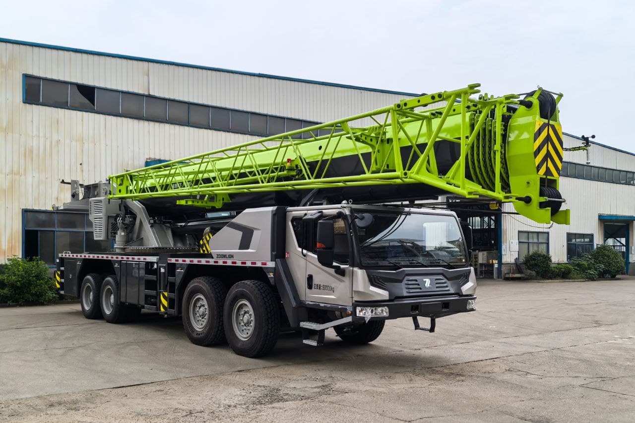 ZOOMLION ZOOMLION ZTC-1300 — 130 tonna avtokran